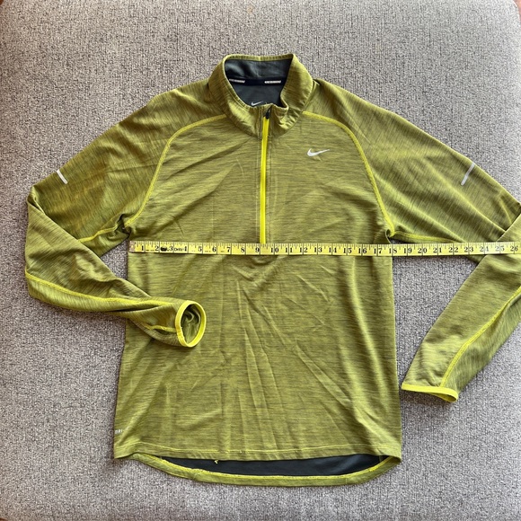 🟢 3 for $15 Bundle | Nike Dry-fit Runners Pullover [Read description] - Picture 10 of 11